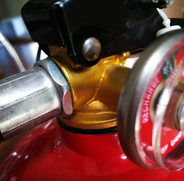 Het Brandblusapparaatce van SAFEWAY DC01 Abc 6kg keurde makkelijk te gebruiken Rood goed 3